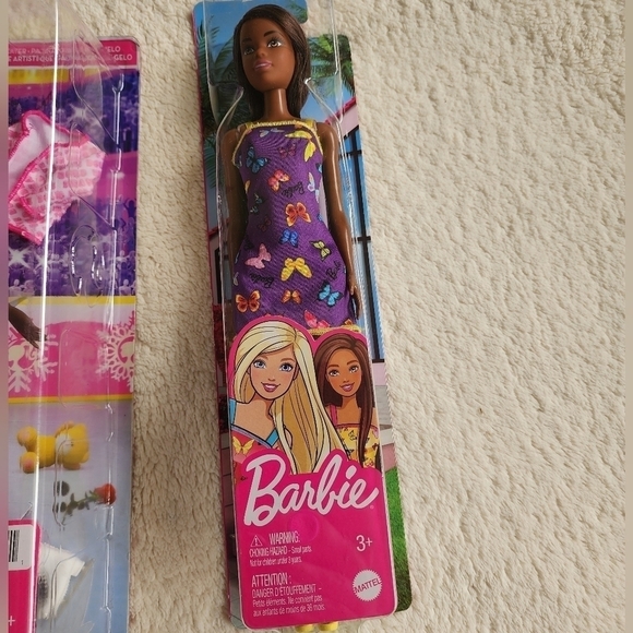 NWT Barbie dolls bundle of 2 swimming doll and ice-skater - Picture 4 of 4